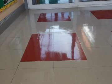 Vinyl Floor Cleaning